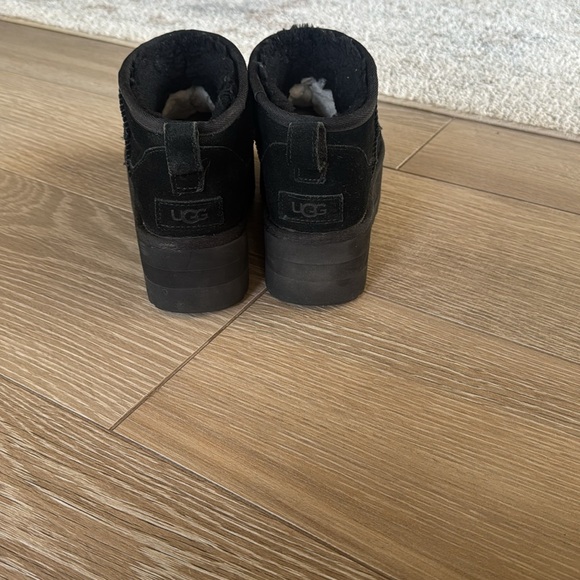 UGG mini platform black - Picture 3 of 5
